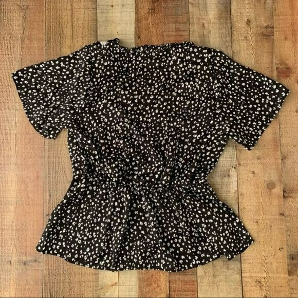 Blue leopard black and white animal print baby doll low neck short sleeve blouse - Picture 6 of 6